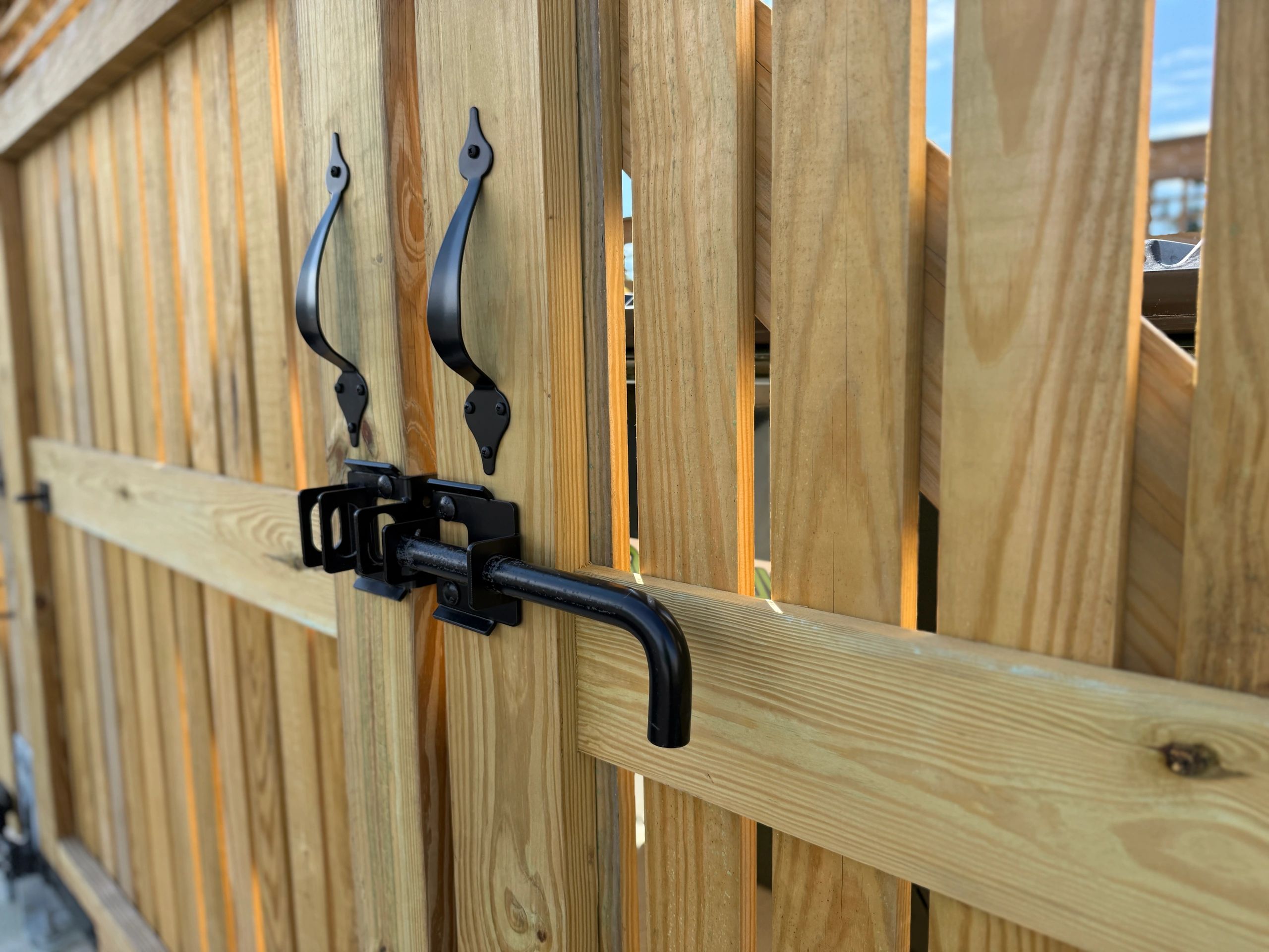 Fence latch and gate hardware